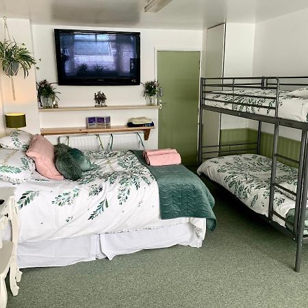 Bed and Breakfast Barrs Court Beds Warmley Zewnętrze zdjęcie
